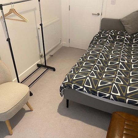 Small Double Room To Rent ニューヘブン エクステリア 写真