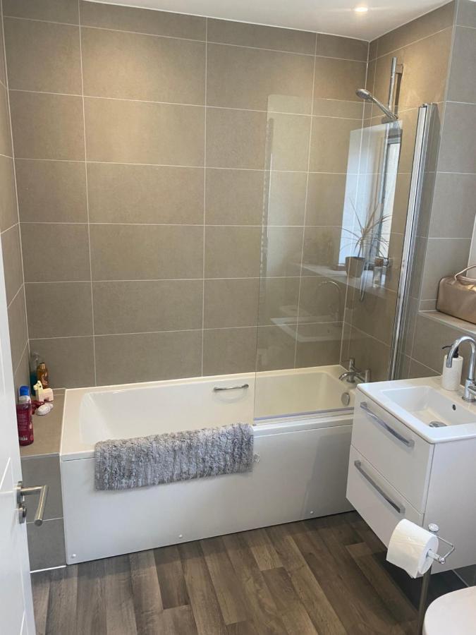Small Double Room To Rent ニューヘブン エクステリア 写真